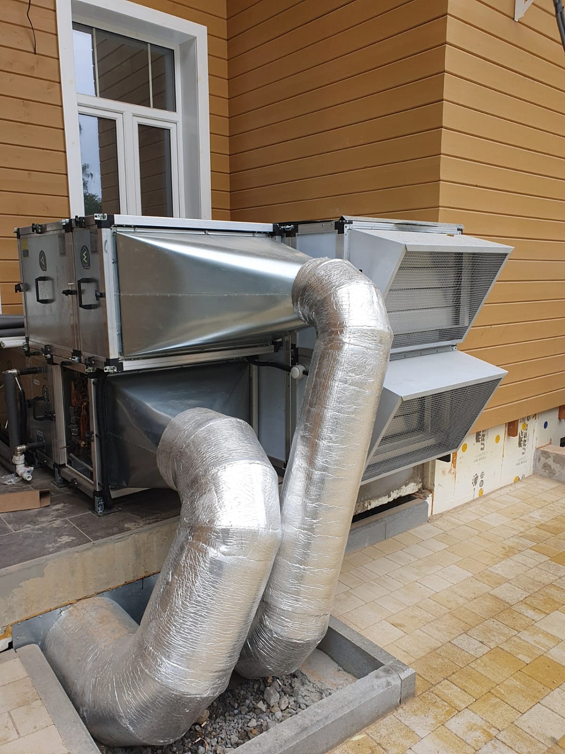 Система вентиляции для офисного здания 